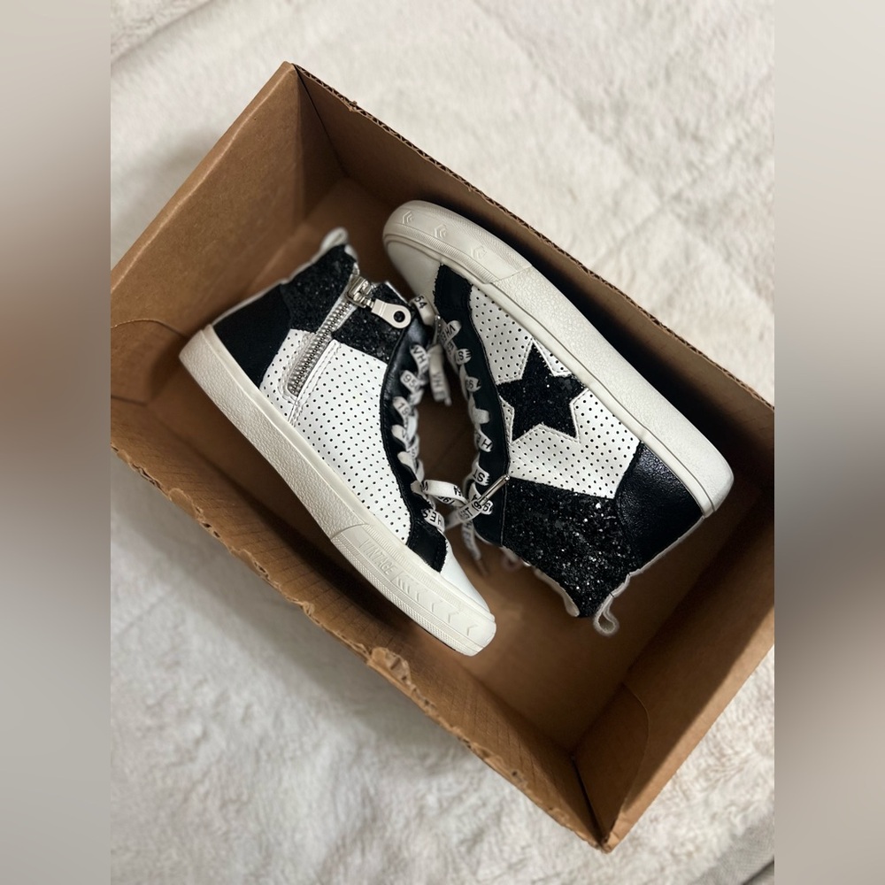 Vintage Havana Black and White Kids Sneakers